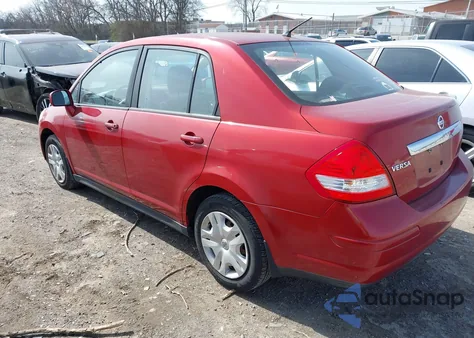 2011 Nissan Versa 1.8S из США, поврежденный, VIN 3N1BC1AP2BL468032